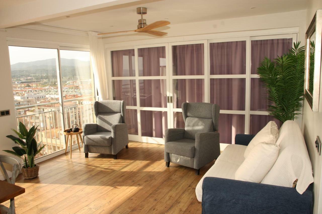 Seafront Apartment In بالاموس المظهر الخارجي الصورة