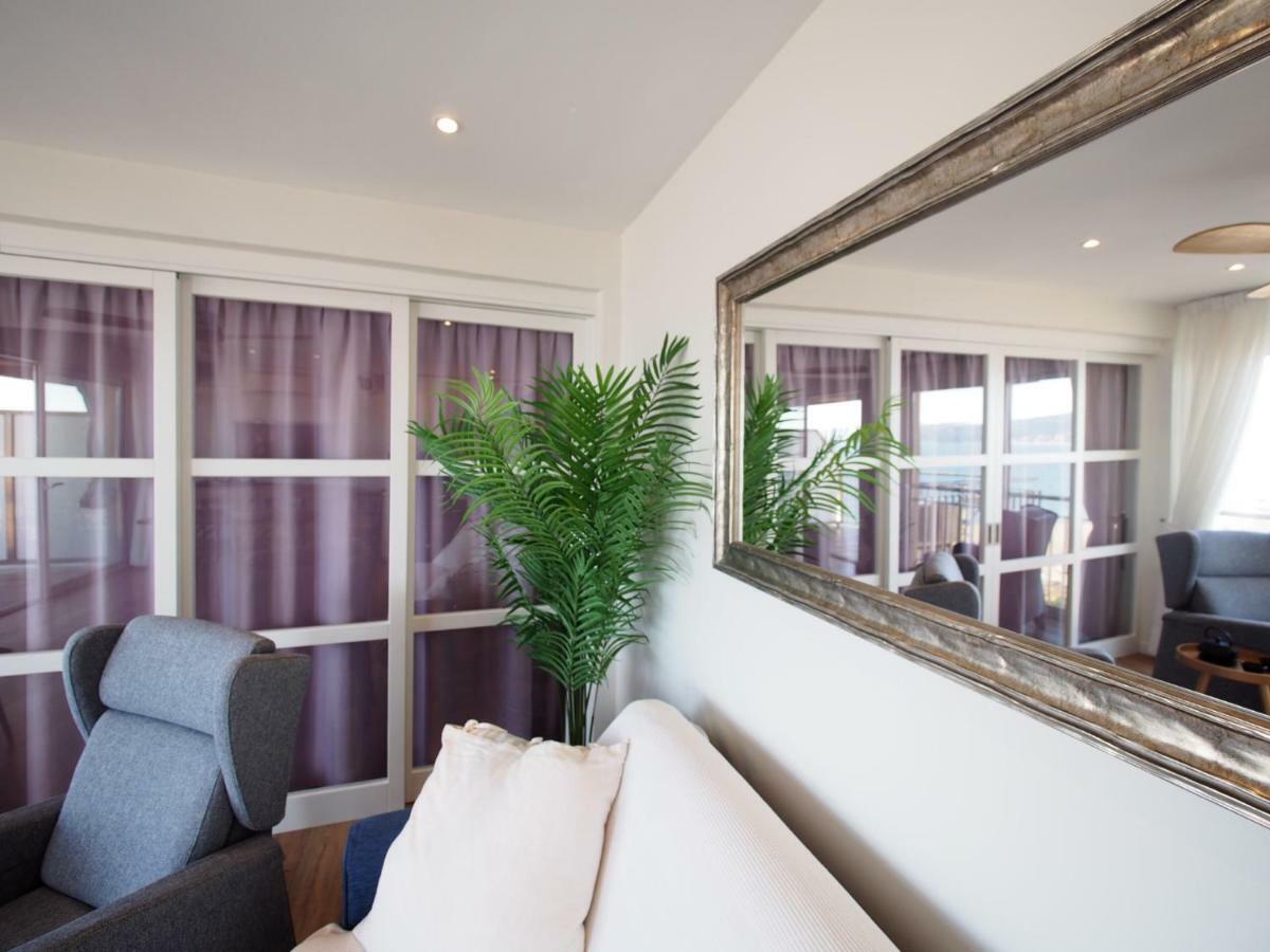 Seafront Apartment In بالاموس المظهر الخارجي الصورة