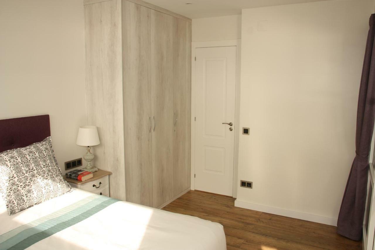 Seafront Apartment In بالاموس المظهر الخارجي الصورة